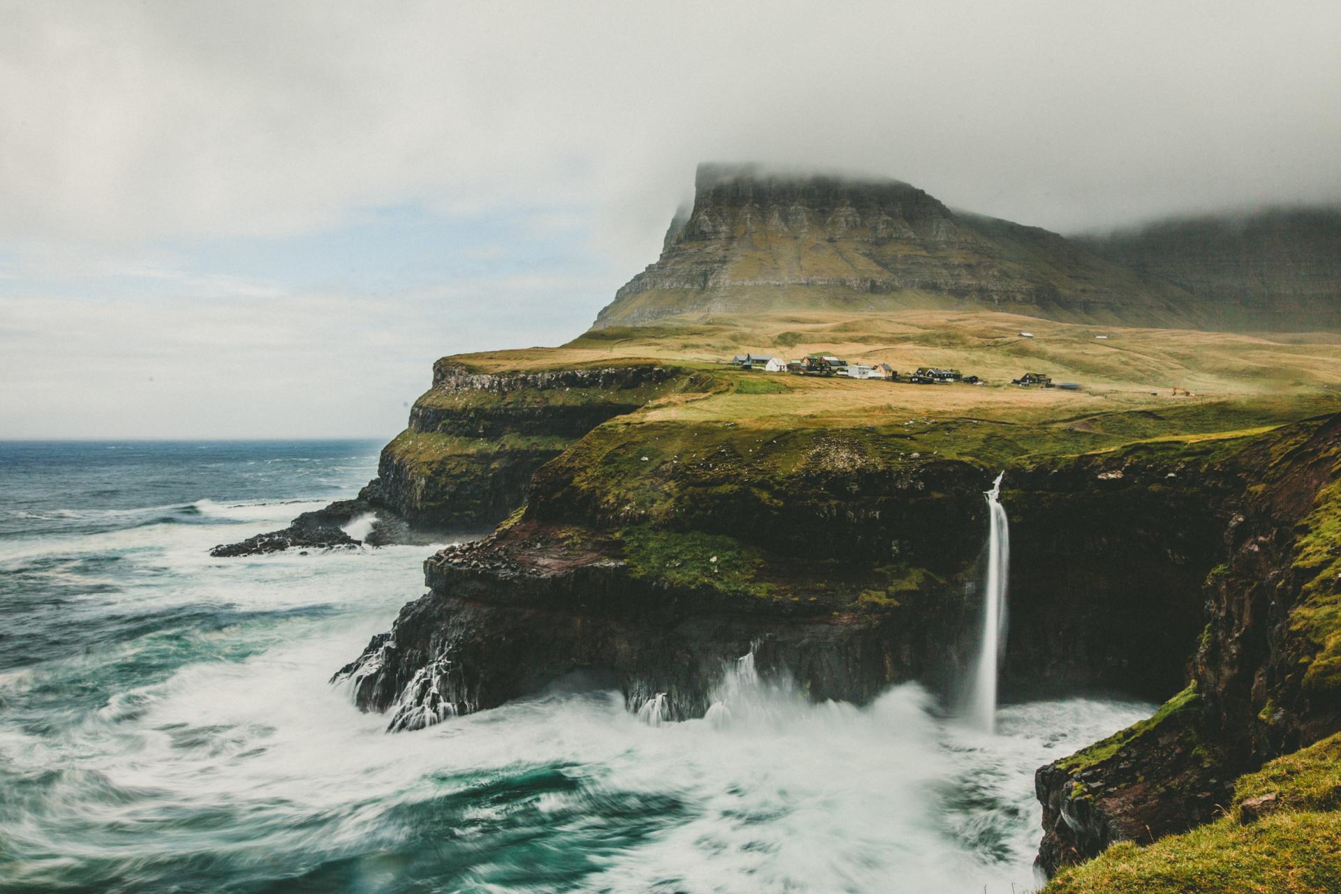Múlafossur gásadalur vágar faroe islands